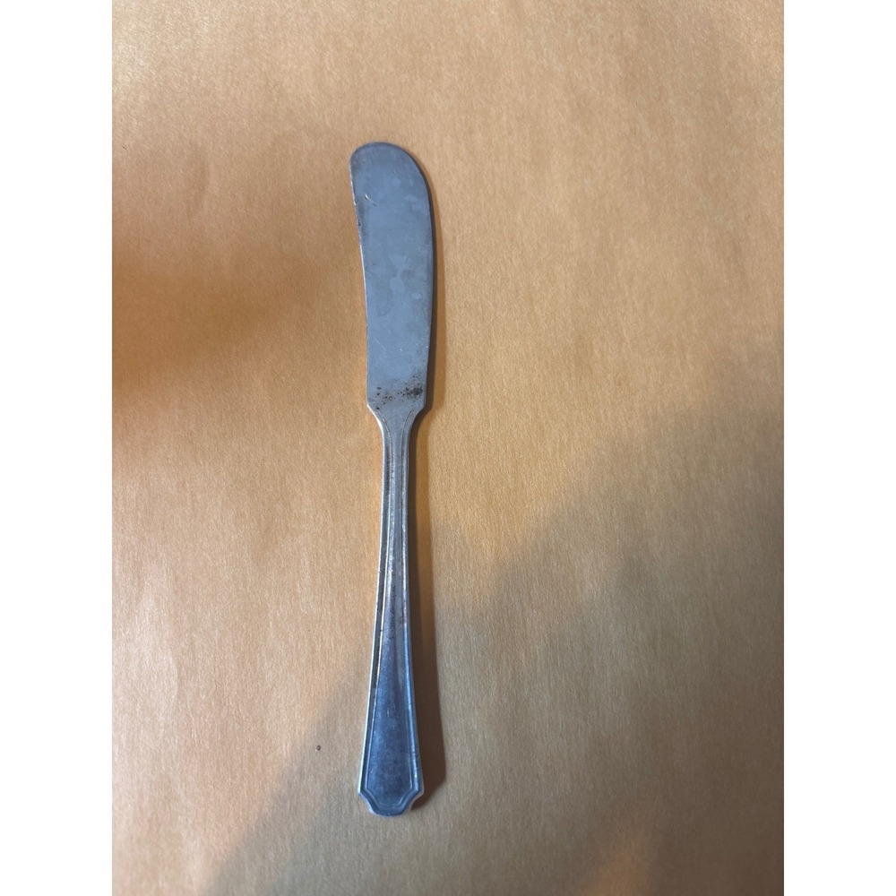 Unbranded Butter Spreader Vintage 5.25 Inch Silver Good Monogrammed H Flatware